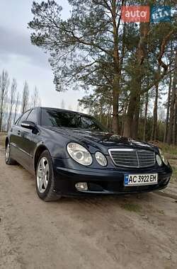 Седан Mercedes-Benz E-Class 2002 в 