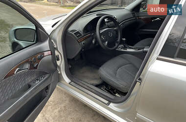Седан Mercedes-Benz E-Class 2003 в 