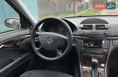 Седан Mercedes-Benz E-Class 2003 в 