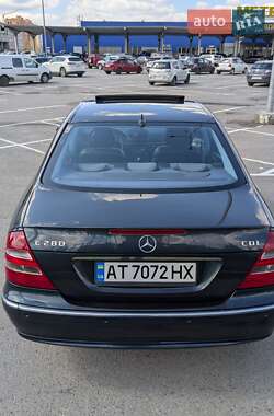 Седан Mercedes-Benz E-Class 2006 в 