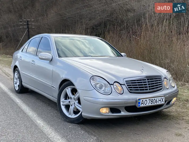 Mercedes-Benz E-Class 2002