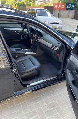 Універсал Mercedes-Benz E-Class 2011 в 