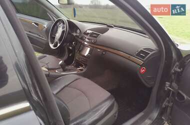 Седан Mercedes-Benz E-Class 2002 в 