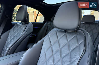 Седан Mercedes-Benz E-Class 2024 в 