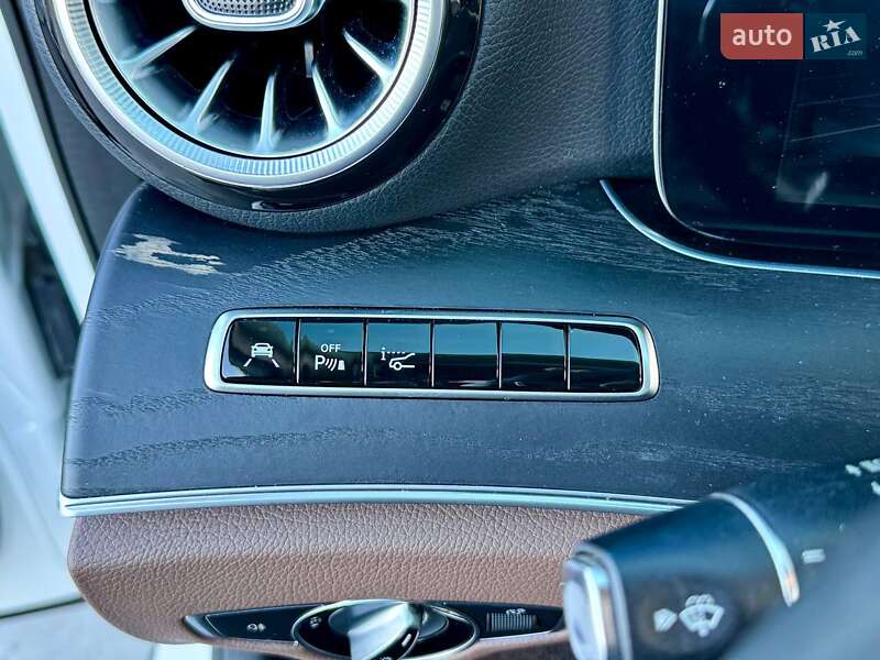 Седан Mercedes-Benz E-Class 2019 в Киеве