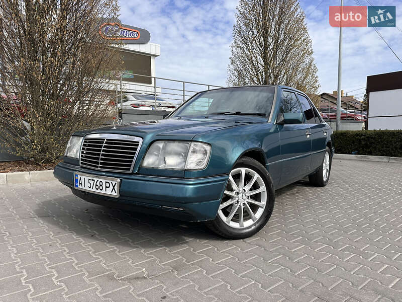 Mercedes-Benz E-Class 1995