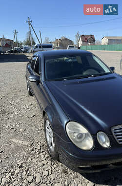 Седан Mercedes-Benz E-Class 2003 в 