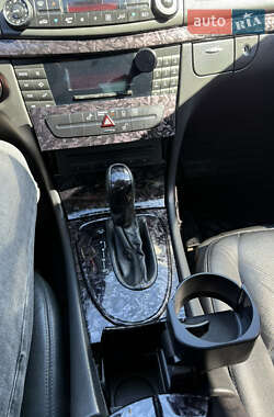 Седан Mercedes-Benz E-Class 2003 в 