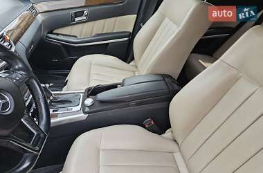 Седан Mercedes-Benz E-Class 2010 в 