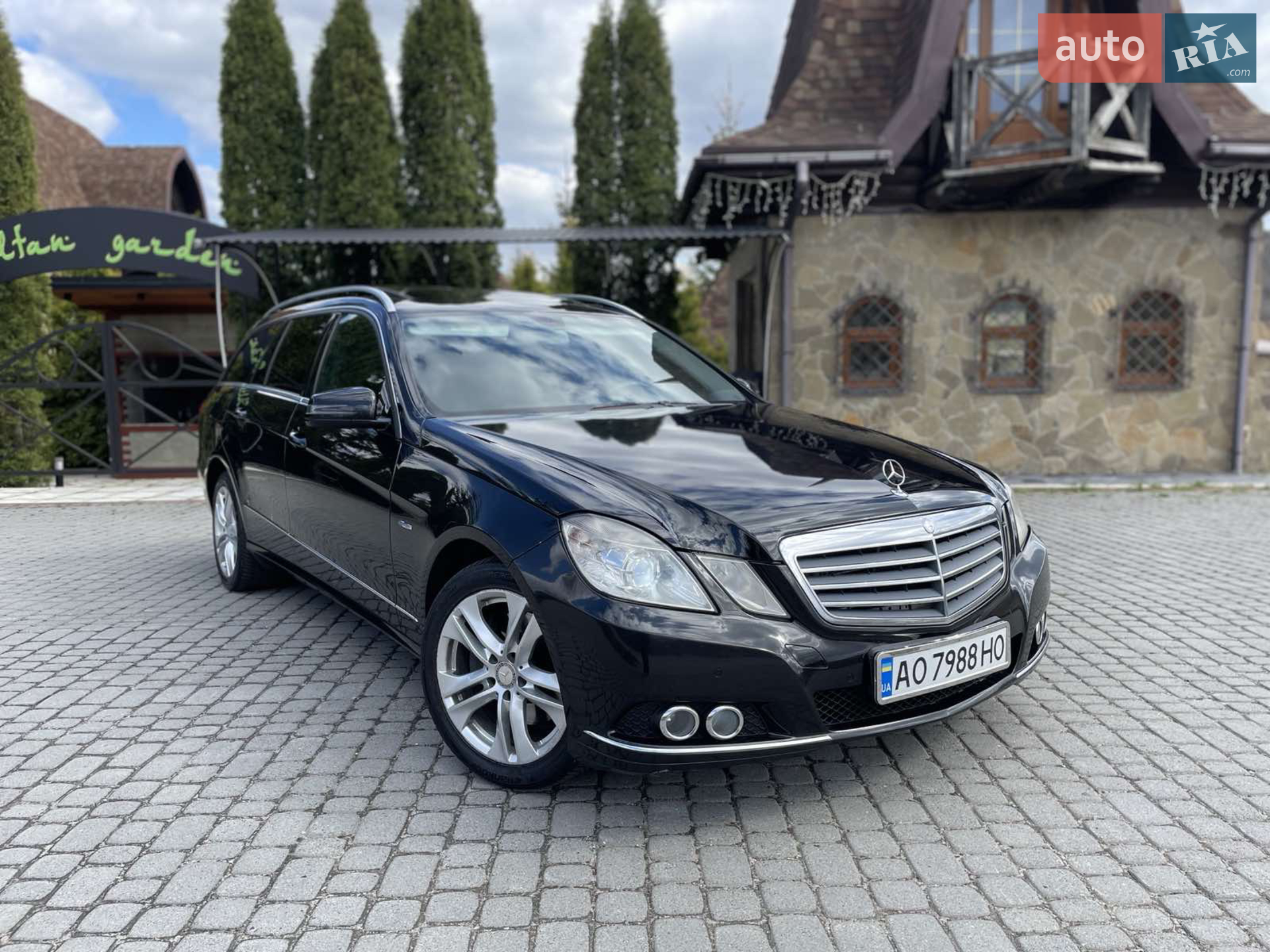 2011 Mercedes-Benz E-klasse - мініатюра 3