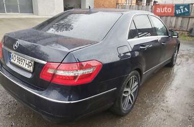 Седан Mercedes-Benz E-Class 2009 в 