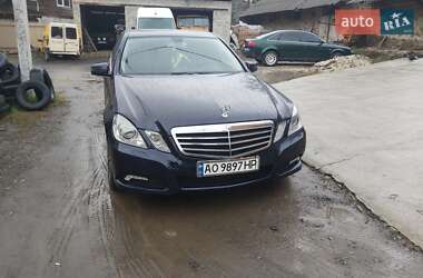 Седан Mercedes-Benz E-Class 2009 в 