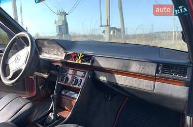 Седан Mercedes-Benz E-Class 1994 в 