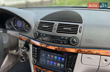Седан Mercedes-Benz E-Class 2002 в 