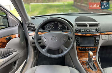 Седан Mercedes-Benz E-Class 2002 в 