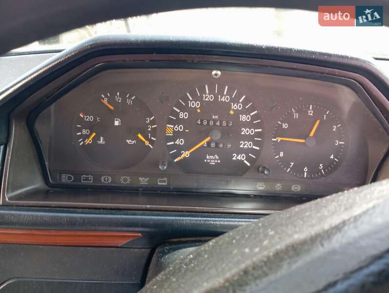 Седан Mercedes-Benz E-Class 1992 в Івано-Франківську фото 13 Седан Mercedes-Benz E-Class 1992 в Івано-Франківську