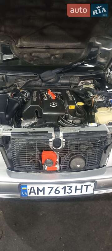 Седан Mercedes-Benz E-Class 1998 в Житомирі фото 2 Седан Mercedes-Benz E-Class 1998 в Житомирі