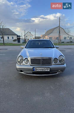 Седан Mercedes-Benz E-Class 1996 в 