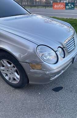 Седан Mercedes-Benz E-Class 2003 в 