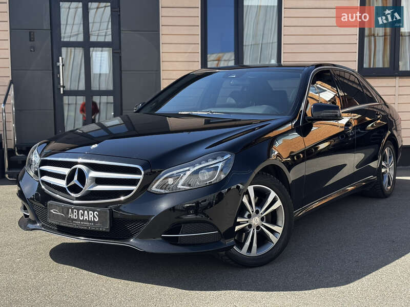 Седан Mercedes-Benz E-Class 2013 в 