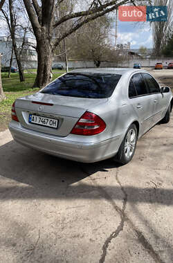 Седан Mercedes-Benz E-Class 2004 в 