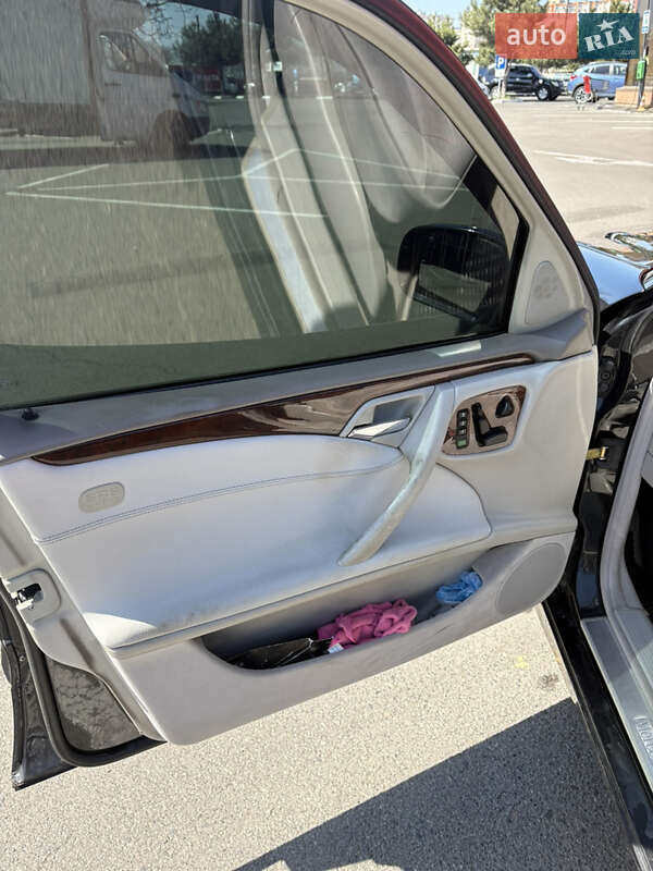 Седан Mercedes-Benz E-Class 1999 в Одессе