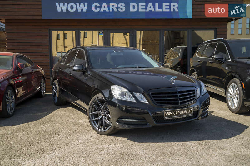 Седан Mercedes-Benz E-Class 2010 в 