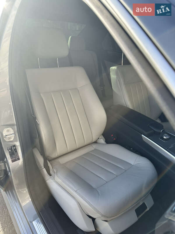Седан Mercedes-Benz E-Class 2013 в Умані