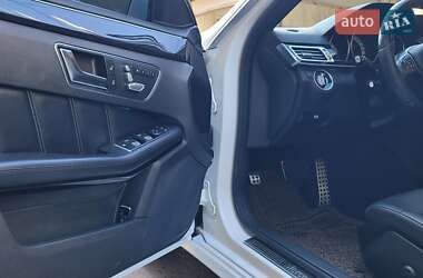 Седан Mercedes-Benz E-Class 2015 в 