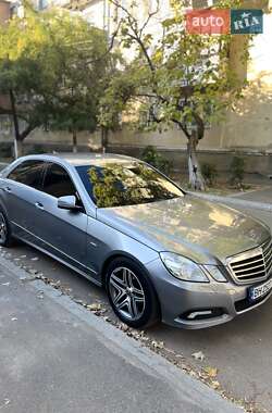 Mercedes-Benz E-Class 2010