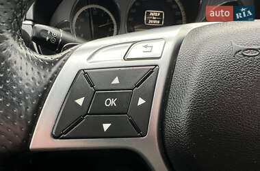 Седан Mercedes-Benz E-Class 2012 в 