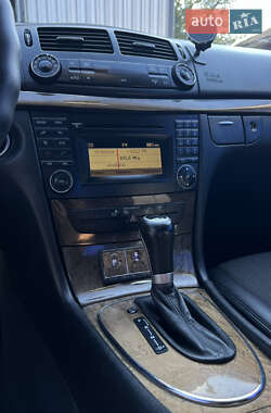 Седан Mercedes-Benz E-Class 2008 в 