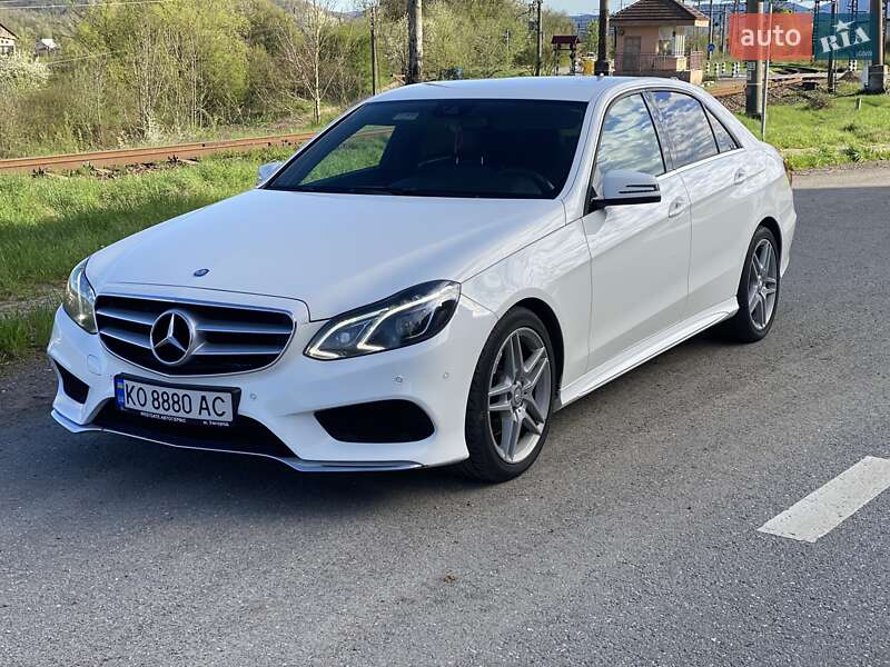 Седан Mercedes-Benz E-Class 2015 в 