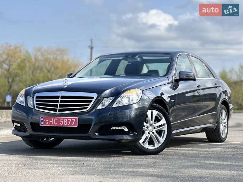 Седан Mercedes-Benz E-Class 2010 в Бурштині