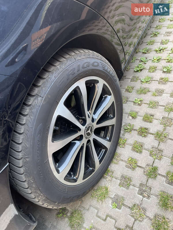 Универсал Mercedes-Benz E-Class 2016 в Киеве