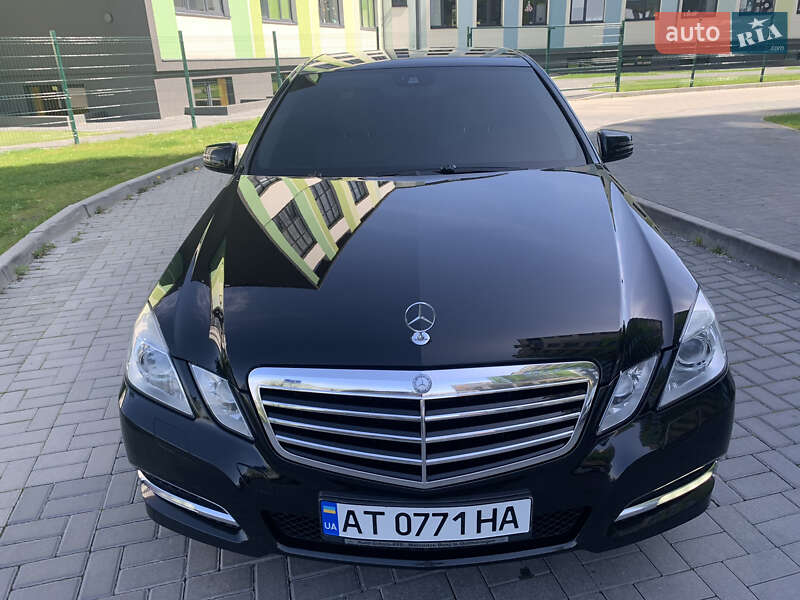 Седан Mercedes-Benz E-Class 2010 в Ивано-Франковске фото 7 Седан Mercedes-Benz E-Class 2010 в Ивано-Франковске