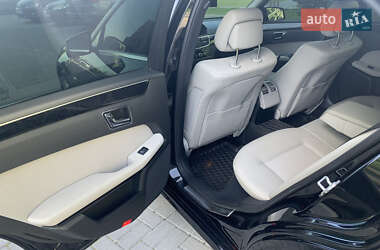Седан Mercedes-Benz E-Class 2010 в 