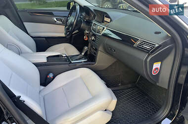 Седан Mercedes-Benz E-Class 2010 в 