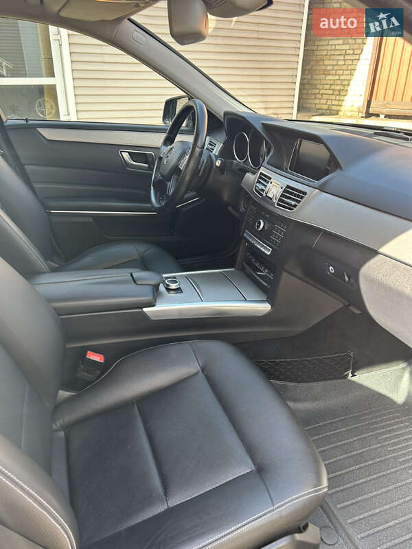 Універсал Mercedes-Benz E-Class 2015 в Києві