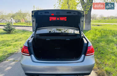 Седан Mercedes-Benz E-Class 2014 в 