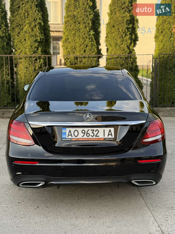 Седан Mercedes-Benz E-Class 2018 в Тячеві