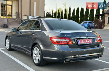 Седан Mercedes-Benz E-Class 2012 в 