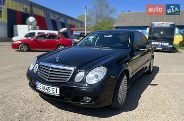 Седан Mercedes-Benz E-Class 2009 в Чернівцях