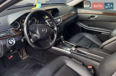 Седан Mercedes-Benz E-Class 2011 в 