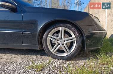 Седан Mercedes-Benz E-Class 2002 в 