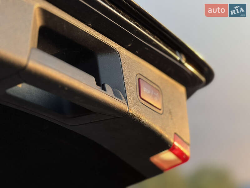 Универсал Mercedes-Benz E-Class 2011 в Ровно