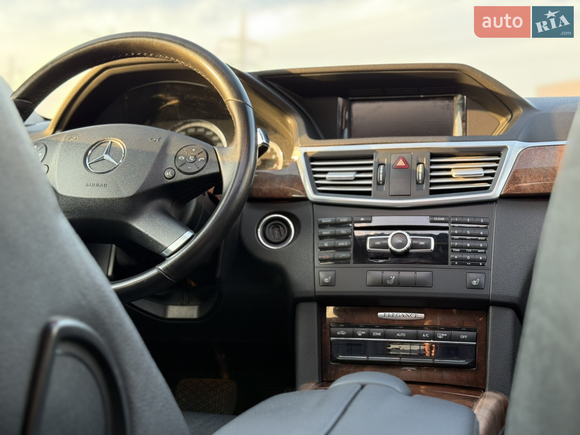 2011 Mercedes-Benz E-klasse - мініатюра 16