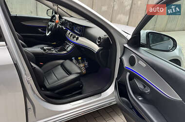 Универсал Mercedes-Benz E-Class 2017 в 