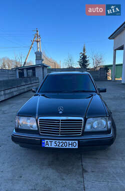 Седан Mercedes-Benz E-Class 1994 в Івано-Франківську