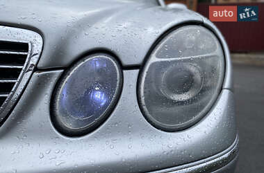 Седан Mercedes-Benz E-Class 2003 в 